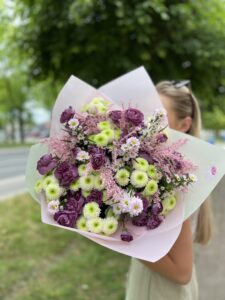 Bukiet ''Flower Delivery'' cena od 139,99 zł